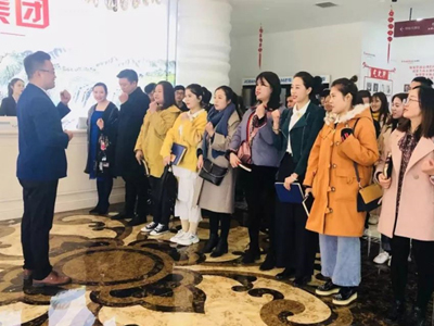 熱烈歡迎丨昌禾商學(xué)院，柔然彩虹隊(duì)光臨寧夏昌禾裝飾參觀學(xué)習(xí)！